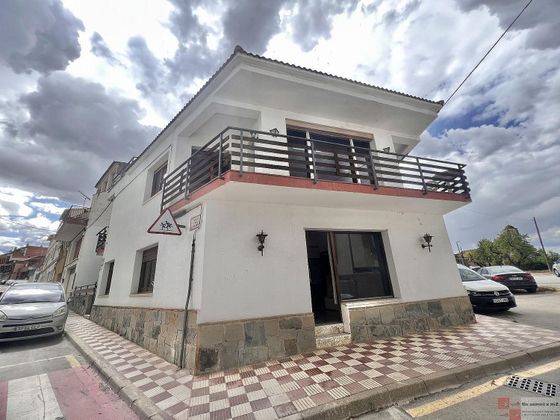 Foto 1 de Xalet en venda a calle De Catalunya de 7 habitacions amb terrassa i garatge