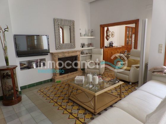 Foto 2 de Casa en venta en Oliva pueblo de 4 habitaciones con terraza y aire acondicionado