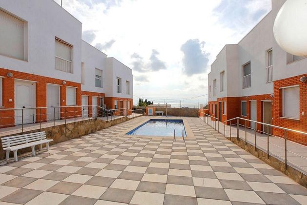 Foto 1 de Casa en venda a Centro - Alcanar de 2 habitacions amb terrassa i piscina