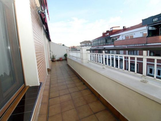 Foto 2 de Pis en venda a Santurtzi de 4 habitacions amb terrassa i garatge