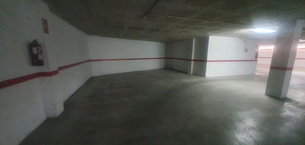 Foto 2 de Garaje en venta en calle Navarra de 12 m²