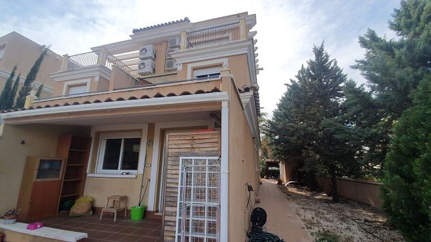 Foto 2 de Venta de casa en Sangonera la Verde de 3 habitaciones con terraza y piscina