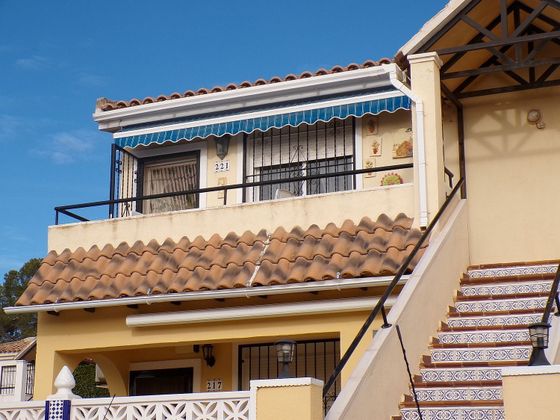 Foto 1 de Piso en venta en calle Garrofero de 2 habitaciones con terraza y piscina