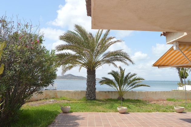 Foto 2 de Xalet en venda a Playa de las Gaviotas-El Pedrucho de 4 habitacions amb terrassa i garatge
