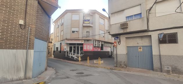 Foto 2 de Piso en venta en calle General Primo de Rivera de 3 habitaciones con balcón