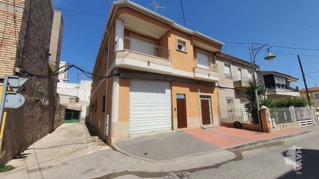 Foto 1 de Casa en venda a calle De la Barca de 4 habitacions amb terrassa i garatge