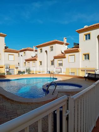 Foto 1 de Àtic en venda a Cox de 2 habitacions amb terrassa i piscina
