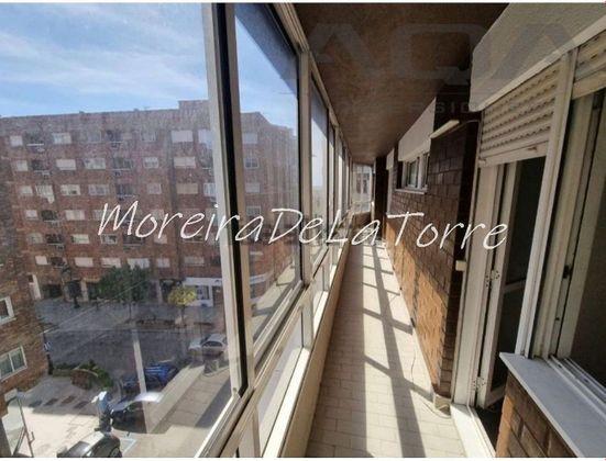 Foto 2 de Piso en venta en calle López Mora de 4 habitaciones con terraza y garaje