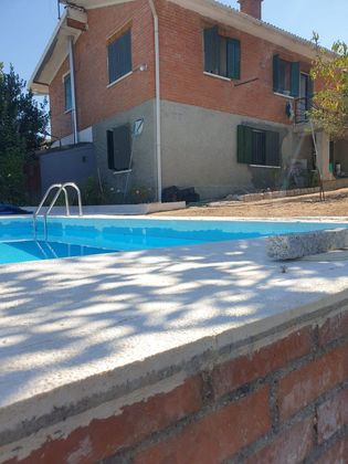 Foto 1 de Casa en venda a Cadalso de los Vidrios de 3 habitacions amb terrassa i piscina