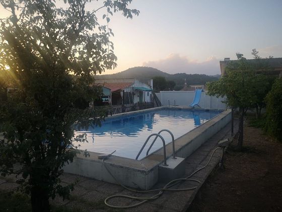 Foto 2 de Venta de chalet en calle Pinos Verdes de 3 habitaciones con terraza y piscina