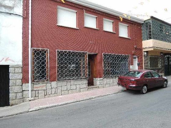 Foto 1 de Casa adosada en venta en calle Pedro Álvarez de 3 habitaciones con terraza y calefacción