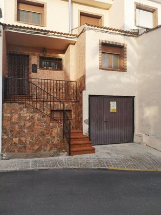 Foto 2 de Venta de casa adosada en calle San Roque de 4 habitaciones con garaje y calefacción