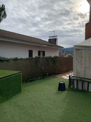Foto 2 de Casa en venda a calle Angosto de 5 habitacions amb terrassa i piscina