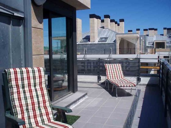 Foto 1 de Àtic en venda a calle Sor María del Carmen de 3 habitacions amb terrassa i aire acondicionat