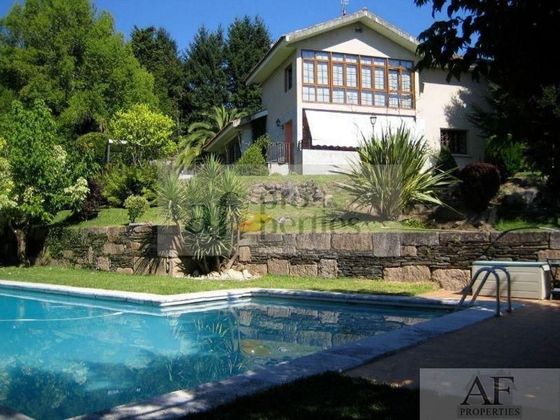 Foto 2 de Chalet en venta en Mondariz de 5 habitaciones con terraza y piscina