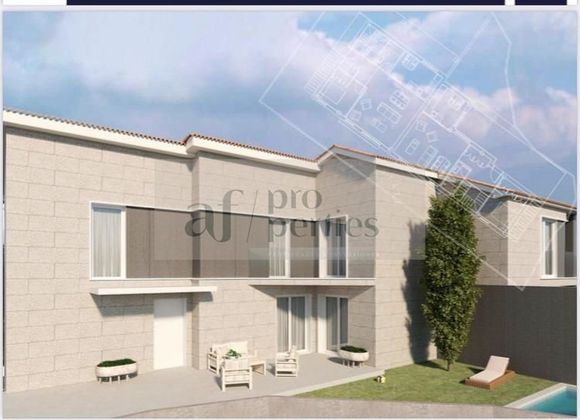 Foto 1 de Venta de casa en Cangas de 4 habitaciones con terraza y piscina