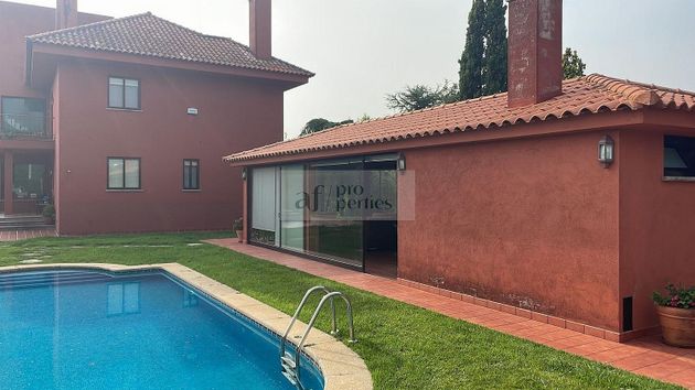 Foto 2 de Xalet en venda a Coruxo - Oia - Saiáns de 4 habitacions amb terrassa i piscina