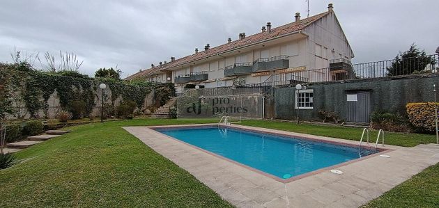 Foto 1 de Dúplex en venta en calle Lugar de 3 habitaciones con terraza y piscina