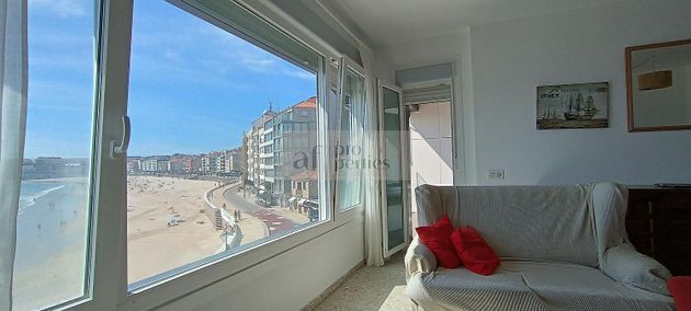 Foto 2 de Piso en venta en Sanxenxo de 5 habitaciones con terraza y balcón