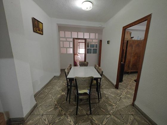 Foto 1 de Pis en venda a calle Ruiz Pons de 3 habitacions amb terrassa