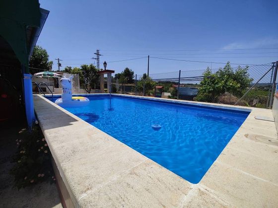 Foto 1 de Xalet en venda a plaza Numero de 5 habitacions amb terrassa i piscina