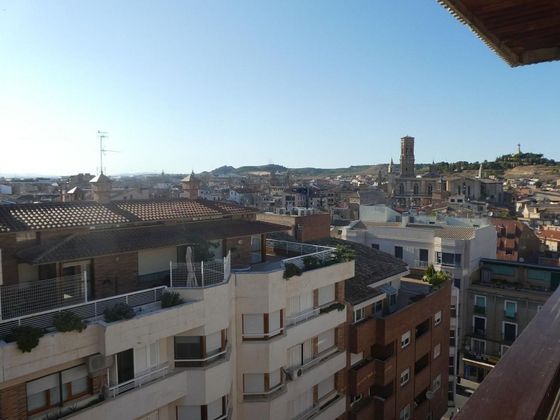 Foto 1 de Venta de piso en Tudela de 4 habitaciones con terraza y garaje