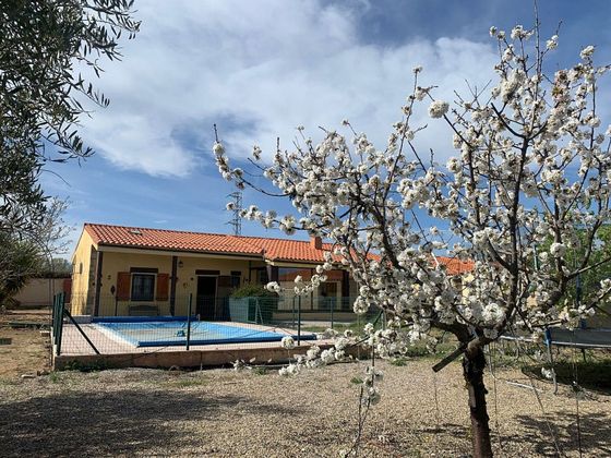 Foto 2 de Casa en venda a Tulebras de 4 habitacions amb terrassa i piscina