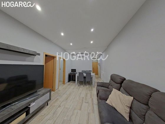 Foto 1 de Piso en venta en Centre - Santa Coloma de Gramanet de 2 habitaciones con aire acondicionado y calefacción