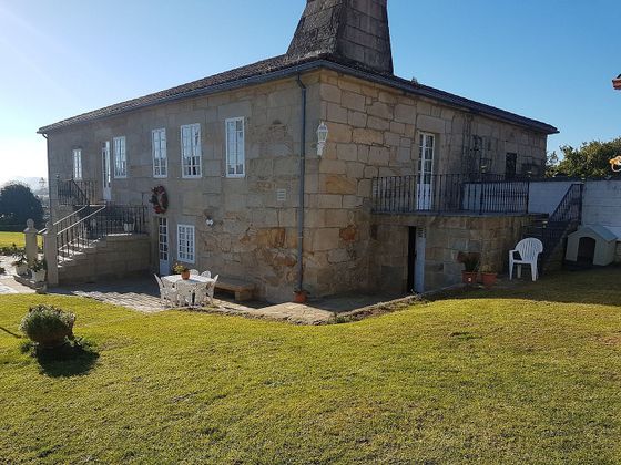 Foto 1 de Casa en venda a Padrón de 6 habitacions amb terrassa i piscina