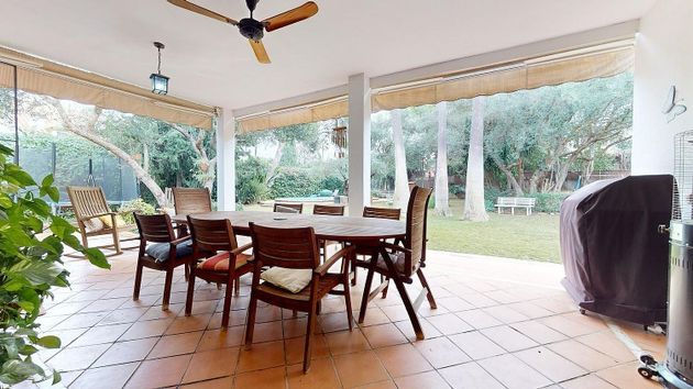 Foto 1 de Xalet en venda a Torrequinto de 6 habitacions amb terrassa i piscina
