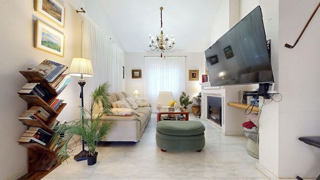 Foto 2 de Xalet en venda a Torrequinto de 6 habitacions amb terrassa i piscina