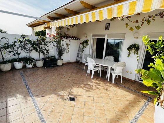 Foto 2 de Pis en venda a calle Tesorillo de 2 habitacions amb terrassa i piscina