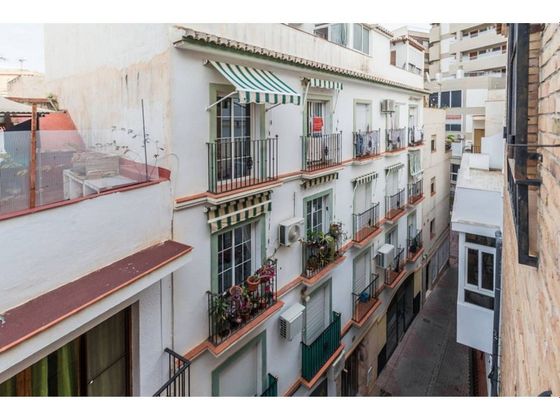 Foto 1 de Pis en venda a plaza Del Teatro de 3 habitacions amb balcó