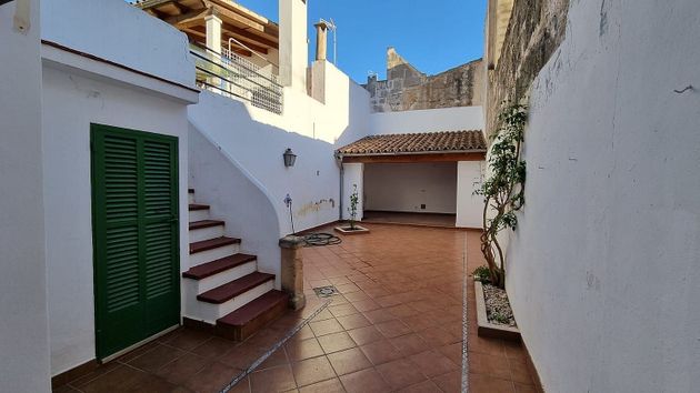 Foto 1 de Casa adossada en lloguer a calle Del Bisbe Taixequet de 4 habitacions amb terrassa i piscina