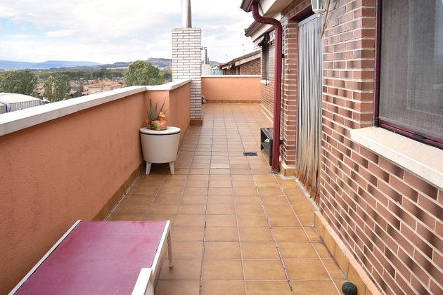 Foto 2 de Venta de ático en Villamediana de Iregua de 3 habitaciones con terraza y aire acondicionado