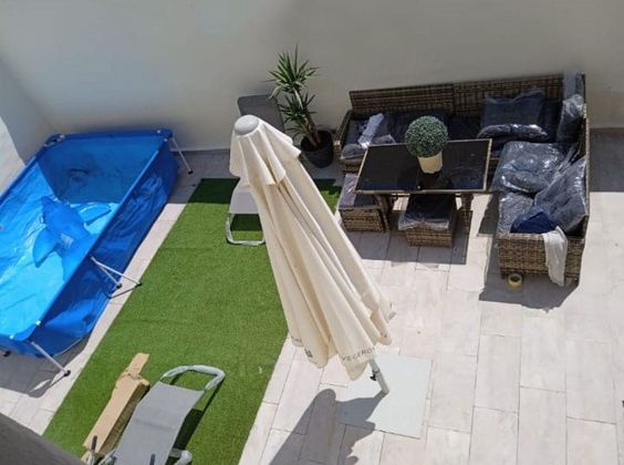 Foto 1 de Casa en venda a La Portalada - Varea de 5 habitacions amb terrassa i piscina