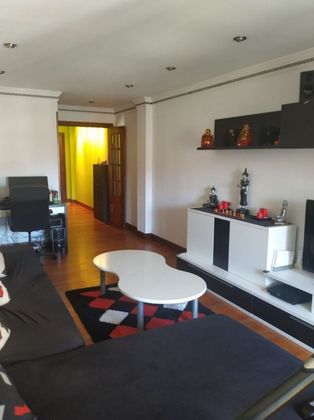 Foto 2 de Venta de piso en Arteagabeitia - Retuerto - Kareaga de 3 habitaciones con terraza y calefacción