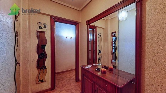 Foto 1 de Pis en venda a Alonsotegi de 3 habitacions amb calefacció i ascensor