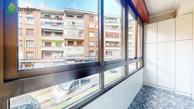 Foto 2 de Venta de piso en Arteagabeitia - Retuerto - Kareaga de 2 habitaciones con terraza y jardín