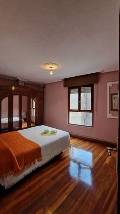 Foto 1 de Pis en venda a Corrales de Buelna (Los) de 3 habitacions amb balcó i calefacció