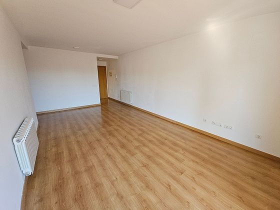 Foto 2 de Alquiler de piso en Vilanova de Segrià de 2 habitaciones con balcón y calefacción