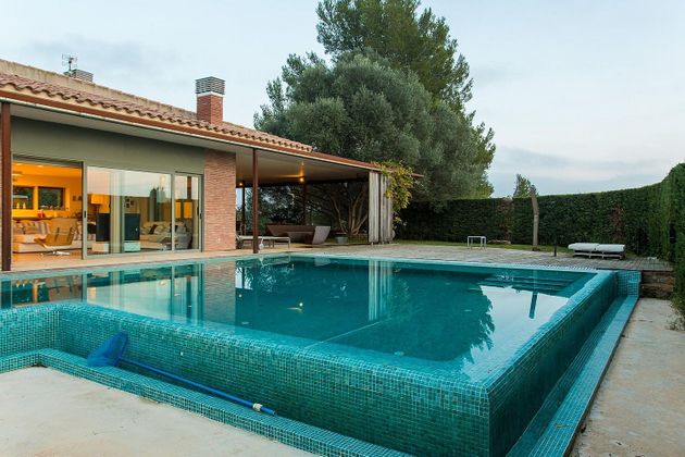 Foto 2 de Casa en venda a Vilopriu de 2 habitacions amb piscina i garatge