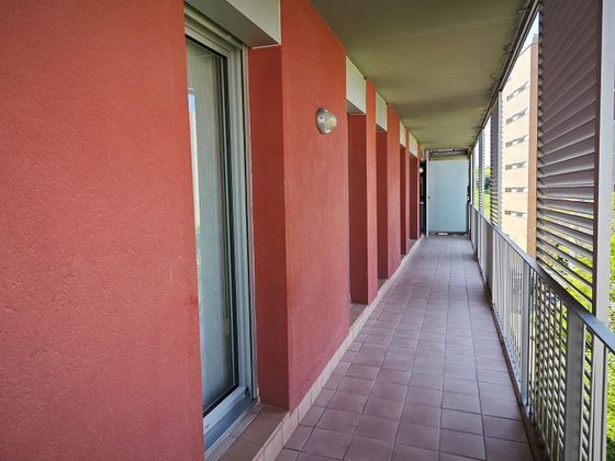 Foto 1 de Alquiler de piso en Eixample Sud – Migdia de 3 habitaciones con garaje y muebles