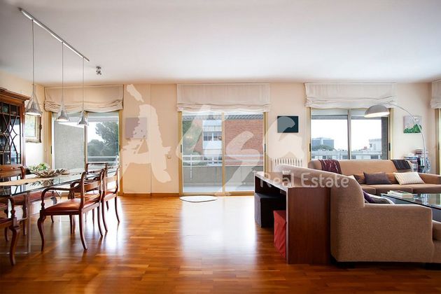 Foto 2 de Piso en venta en Pedralbes de 4 habitaciones con terraza y piscina