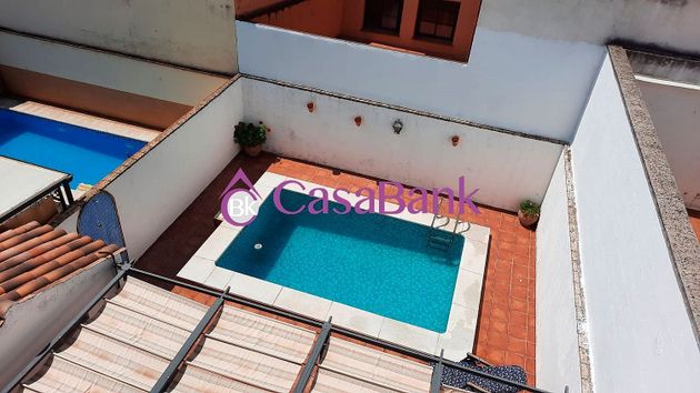 Foto 2 de Casa en venda a Santa Maria de Trassierra de 4 habitacions amb terrassa i piscina