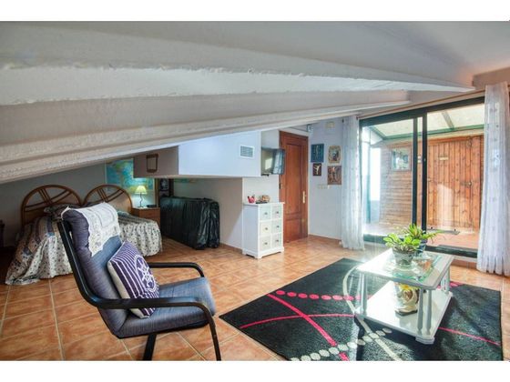 Foto 2 de Casa en venda a L'Eixample de 4 habitacions amb terrassa i garatge