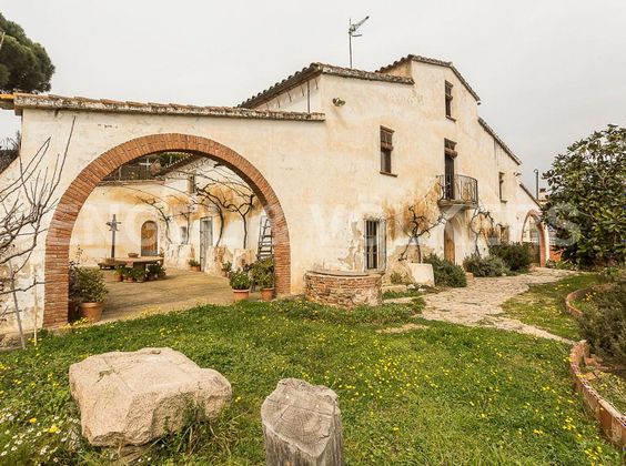 Foto 1 de Casa rural en venda a Mas Mora - Sant Daniel de 7 habitacions amb jardí i balcó