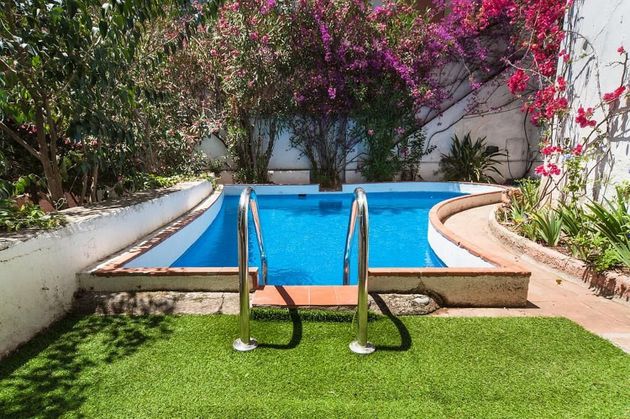Foto 2 de Chalet en venta en La Salut de 6 habitaciones con terraza y piscina