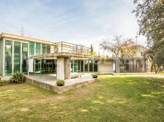 Foto 1 de Casa rural en venta en Franqueses del Vallès, les de 6 habitaciones con terraza y piscina