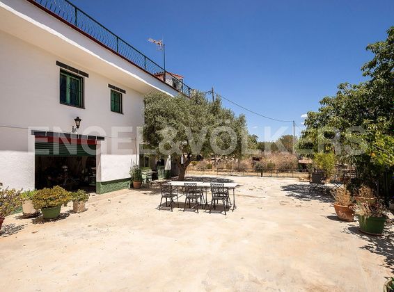 Foto 1 de Casa rural en venda a La Muntanyeta - La Franquesa de 3 habitacions amb jardí i balcó